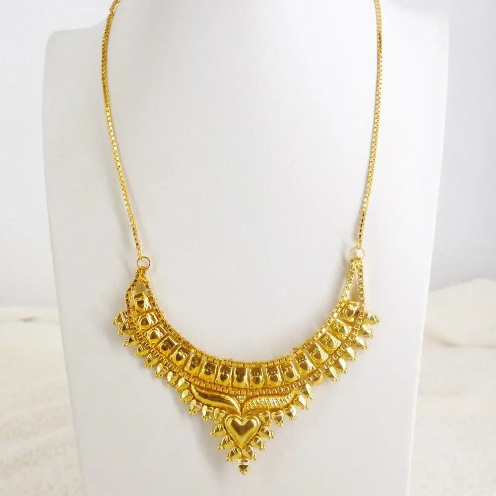 Bib Necklace India Design Gold Plate Filigree Heart 14"-18" Perfect NWOT M557 - Picture 2 of 4